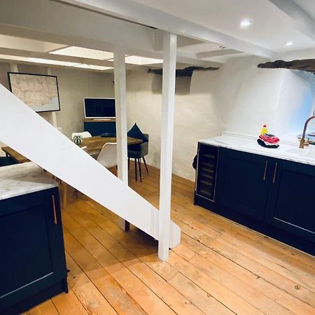 Spindrift Is A Beautiful Newly Refurbished Three Bedroom Private Family House Located On The Old Harbour And The Coastal Path In The Heart Of Beautiful Polperro Zewnętrze zdjęcie