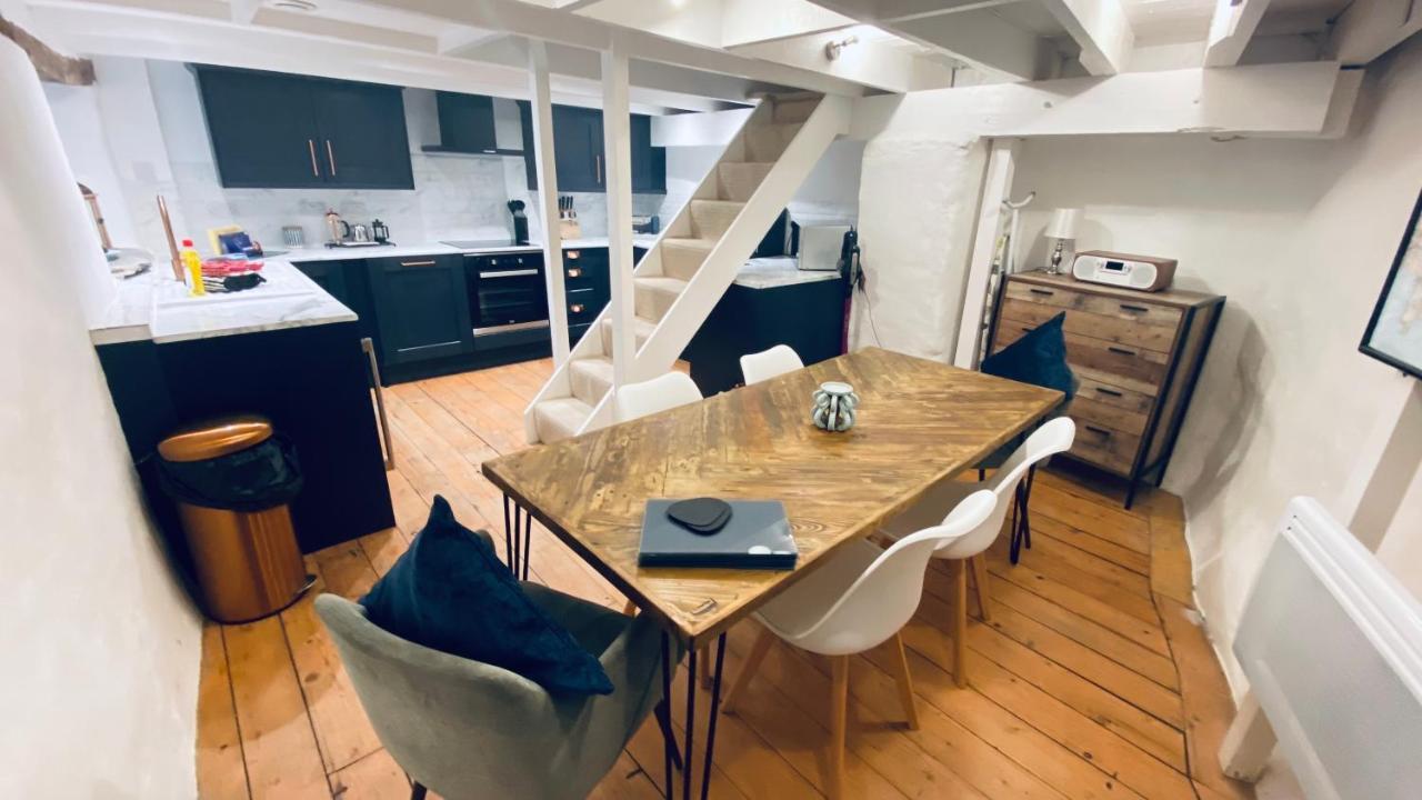 Spindrift Is A Beautiful Newly Refurbished Three Bedroom Private Family House Located On The Old Harbour And The Coastal Path In The Heart Of Beautiful Polperro Zewnętrze zdjęcie